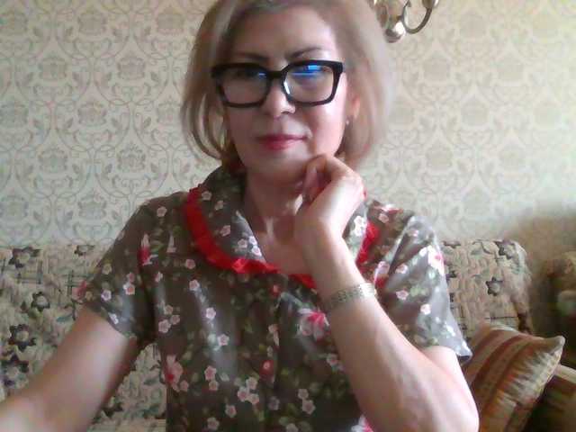 Elegant00Lady