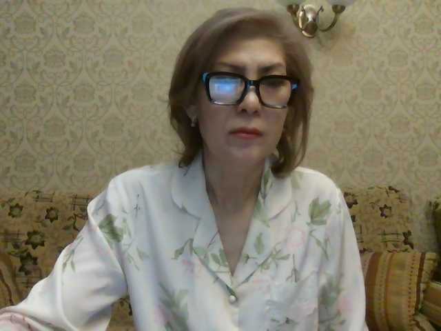 Elegant00Lady
