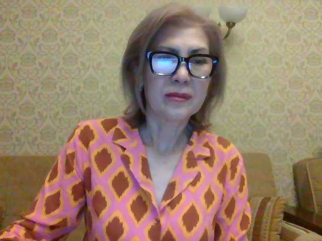 Elegant00Lady
