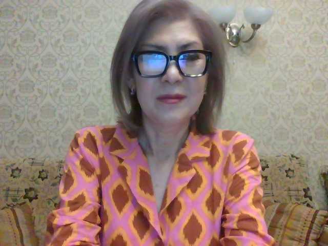 Elegant00Lady live cam on BongaCams