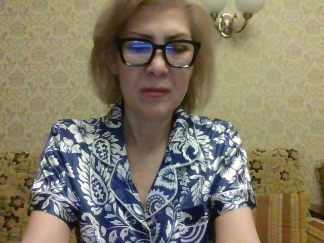 Elegant00Lady