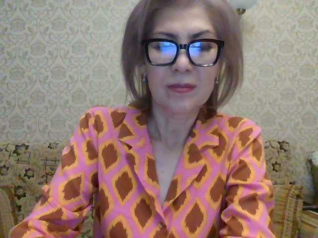 Elegant00Lady