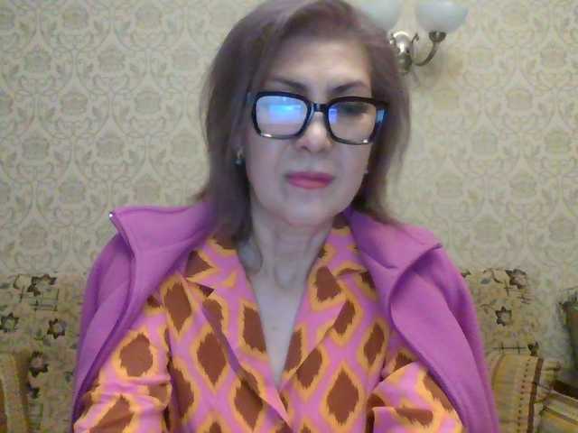 Elegant00Lady live cam on BongaCams