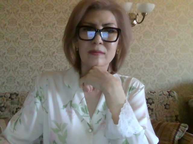 Elegant00Lady