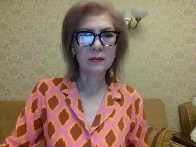 Elegant00Lady