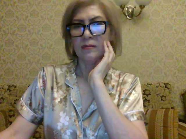 Elegant00Lady
