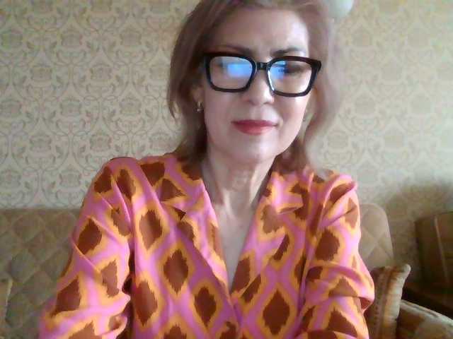 le modèle ElegantLady00 est en webcam porno dans un show sur le site bongacams, il possède les tags suivants: White/Caucasian,Brunette,Trimmed