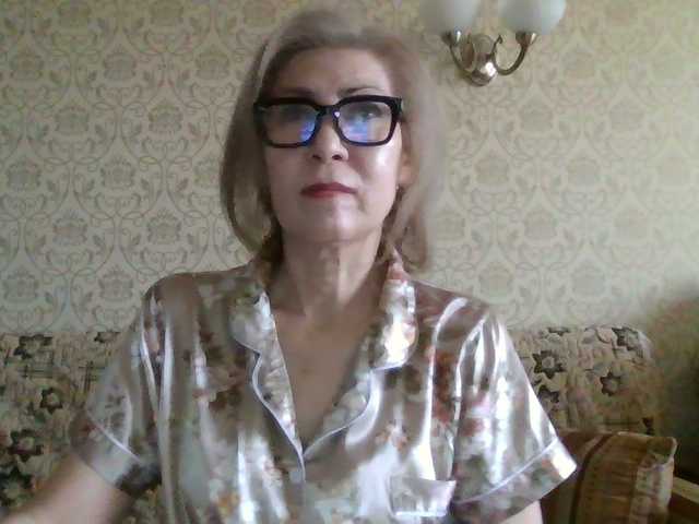 Elegant00Lady