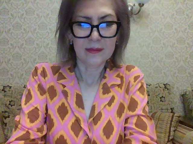 Elegant00Lady live cam on BongaCams
