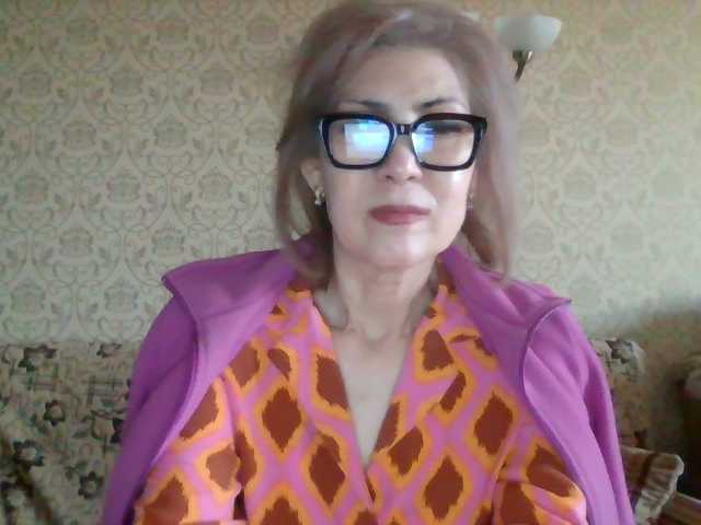 Elegant00Lady