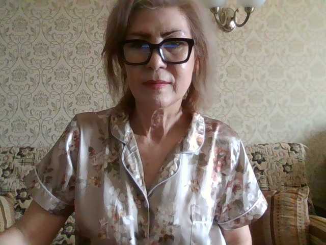 Elegant00Lady live cam on BongaCams