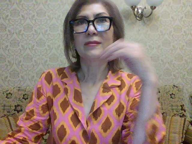Elegant00Lady