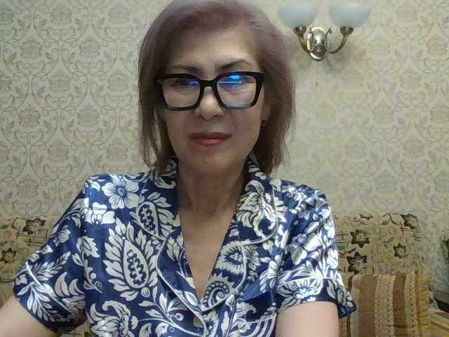 Elegant00Lady