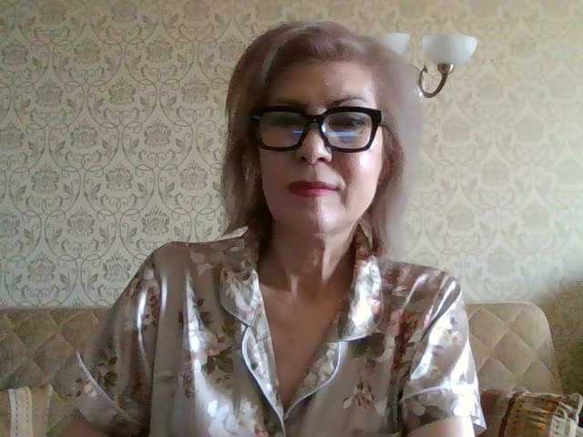 Elegant00Lady