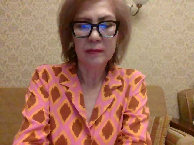 Elegant00Lady