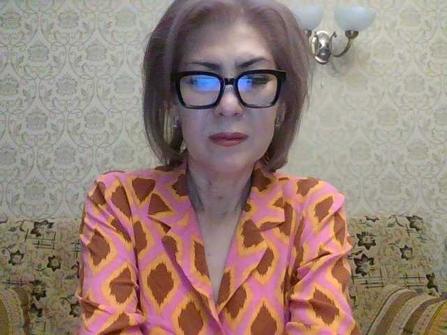 Elegant00Lady