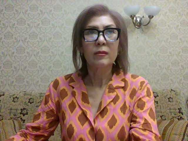 Elegant00Lady live cam on BongaCams