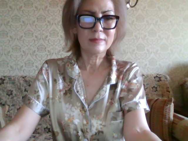 Elegant00Lady live cam on BongaCams