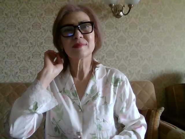Elegant00Lady