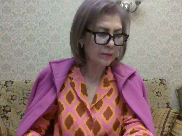 Elegant00Lady