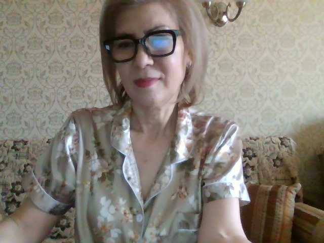 Elegant00Lady live cam on BongaCams