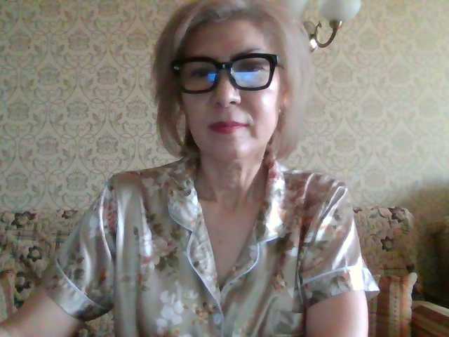 Elegant00Lady live cam on BongaCams