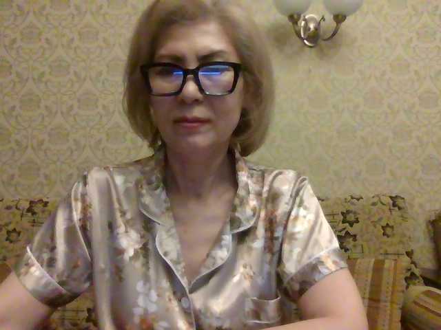 Elegant00Lady live cam on BongaCams