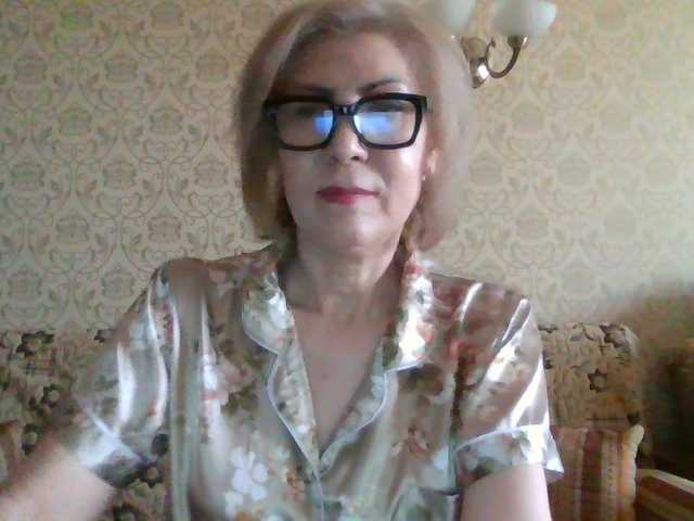 Elegant00Lady