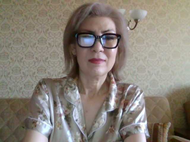 Elegant00Lady live cam on BongaCams