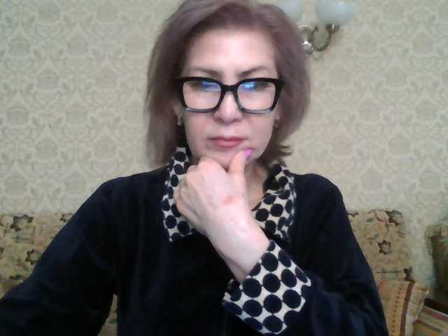 ElegantLady00 live cam preview