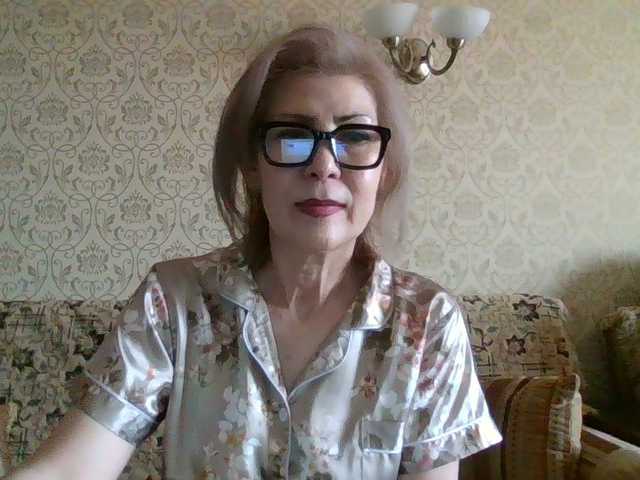 Elegant00Lady