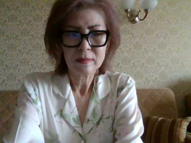 Elegant00Lady's BongaCams show and profile