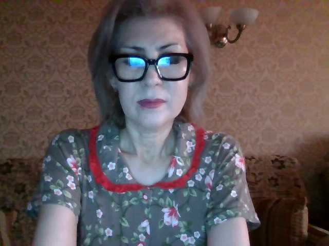 Elegant00Lady live cam on UnifiedCams