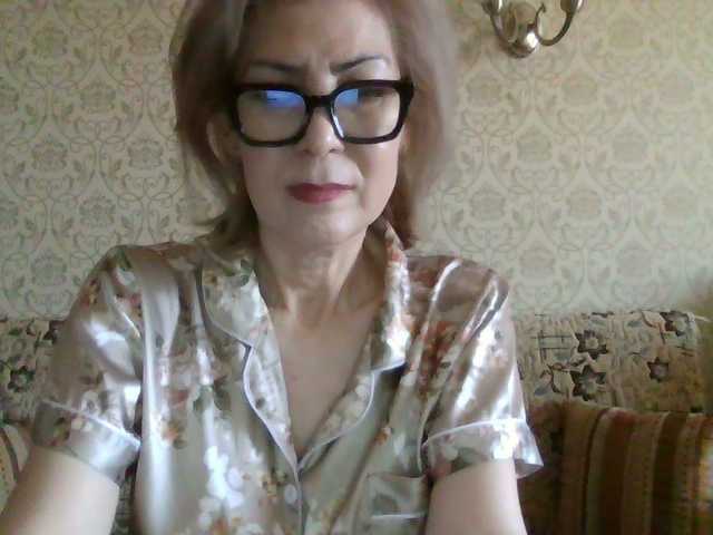 Elegant00Lady