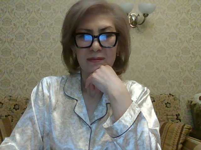 ElegantLady00 live cam on BongaCams