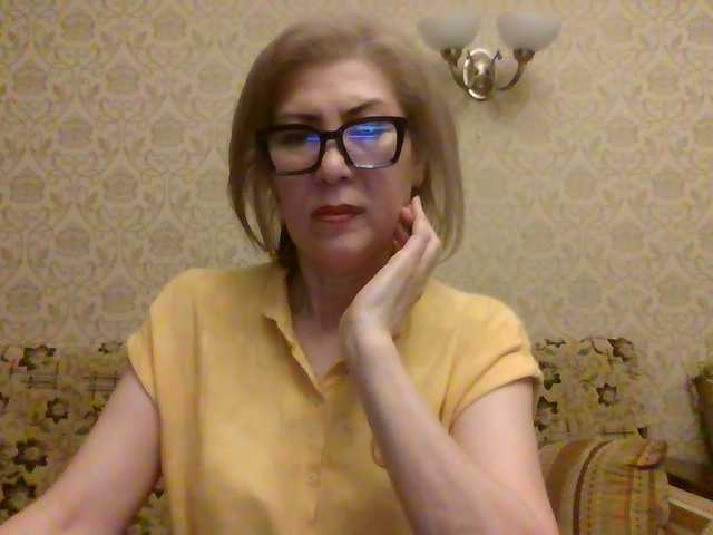 Elegant00Lady