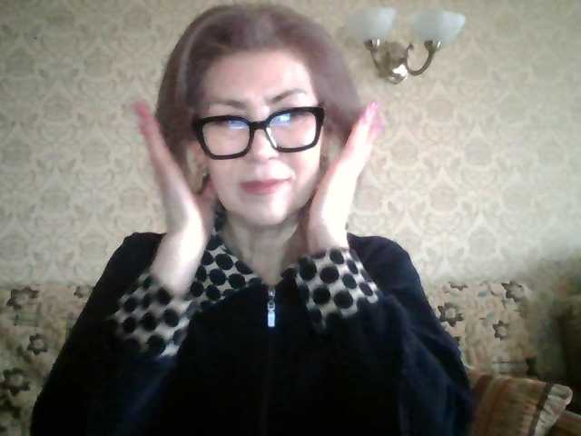 ElegantLady00 live cam preview