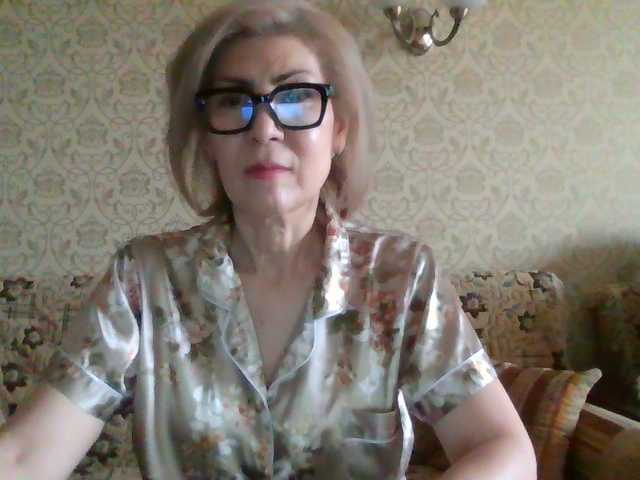 Elegant00Lady