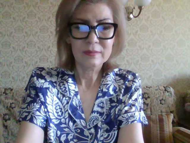 Elegant00Lady