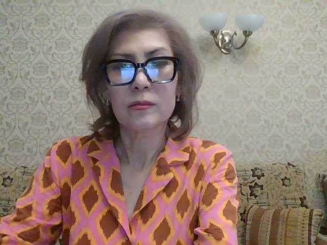 Elegant00Lady