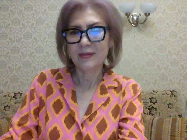 Elegant00Lady live cam on BongaCams