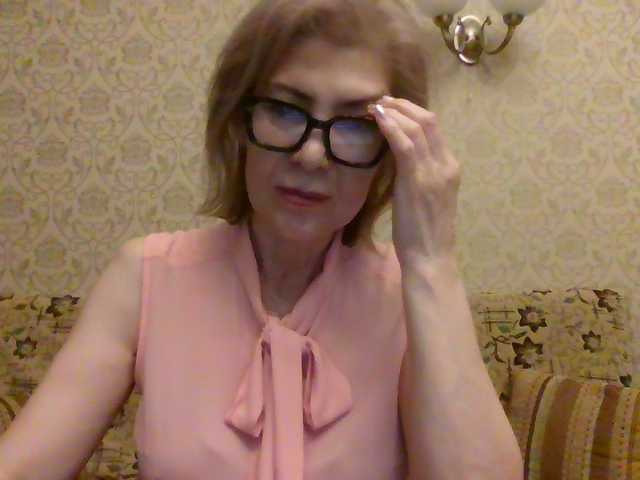 Elegant00Lady live cam on BongaCams