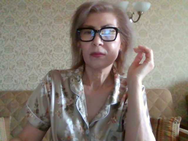 Elegant00Lady