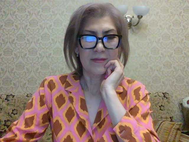 Elegant00Lady live cam on BongaCams