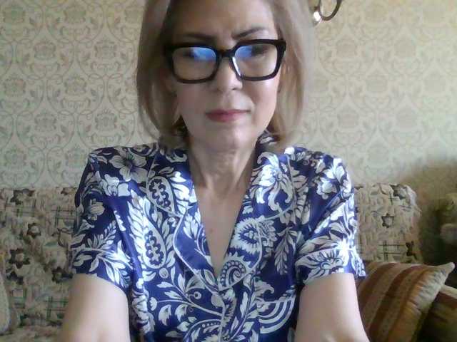 Elegant00Lady live cam on BongaCams