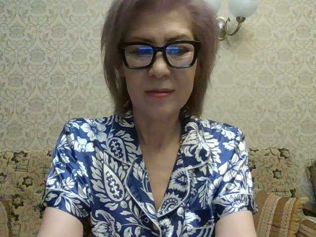 Elegant00Lady live cam on BongaCams