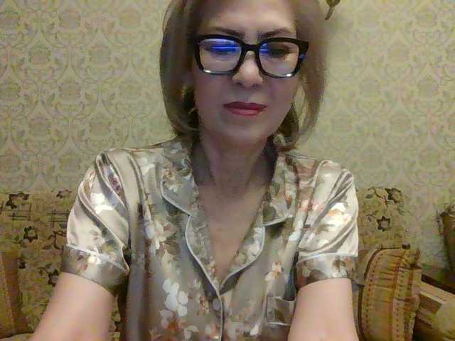 Elegant00Lady live cam on BongaCams
