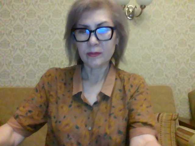 Elegant00Lady