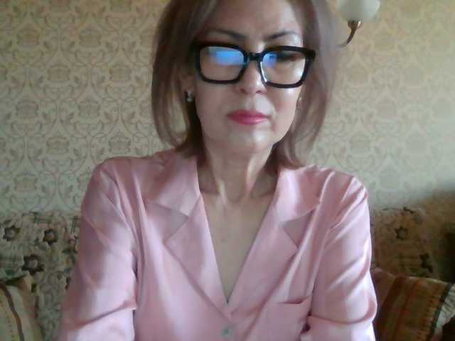 Elegant00Lady live cam on BongaCams
