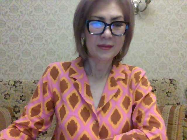Elegant00Lady live cam on BongaCams
